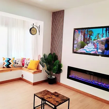 Central Market. Design Close To Everything Apartment